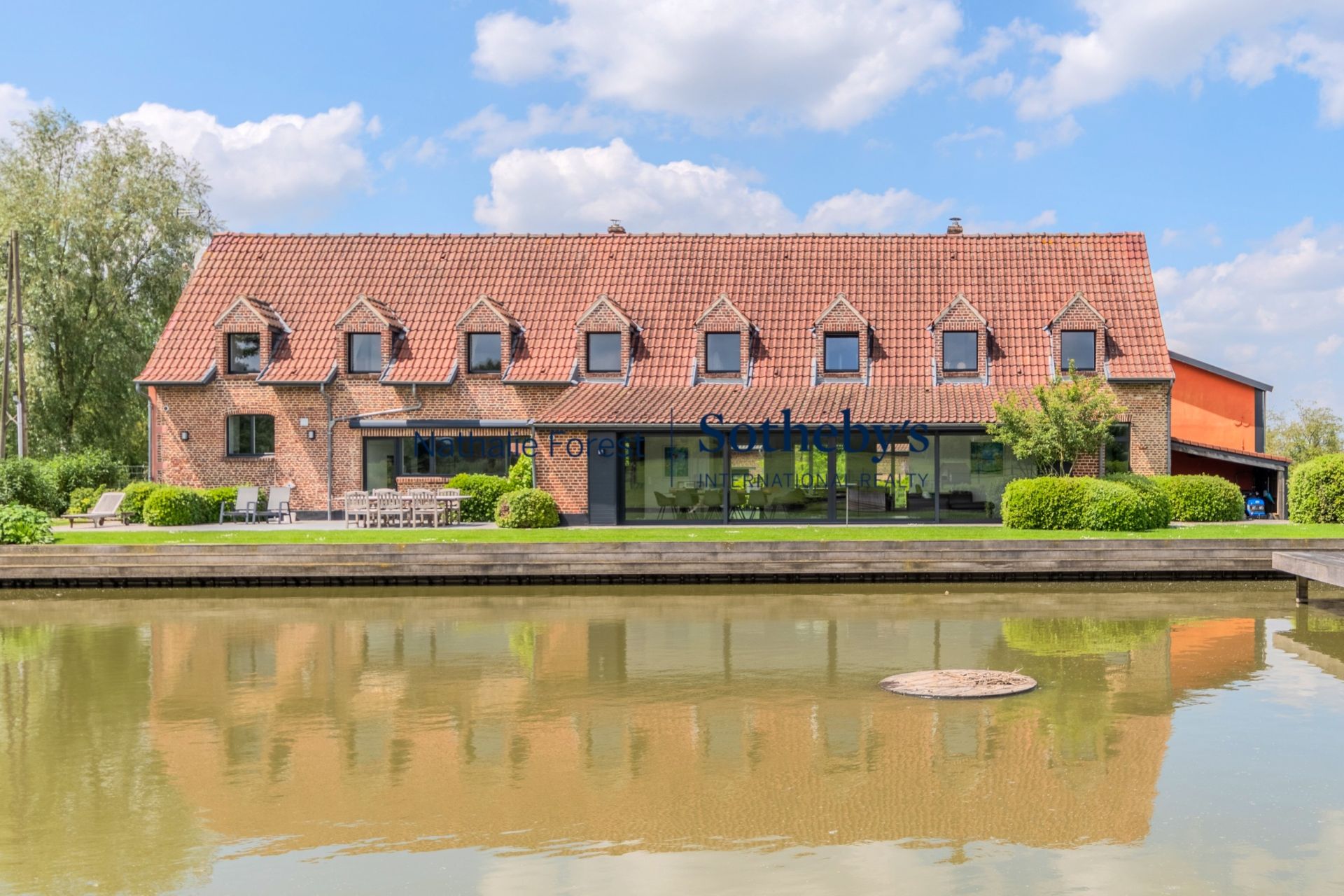 maison de luxe 13 Pièces en vente sur LINSELLES (59126)