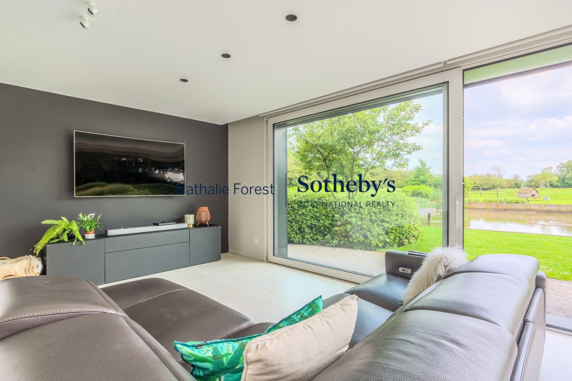 maison de luxe 13 Pièces en vente sur LINSELLES (59126)