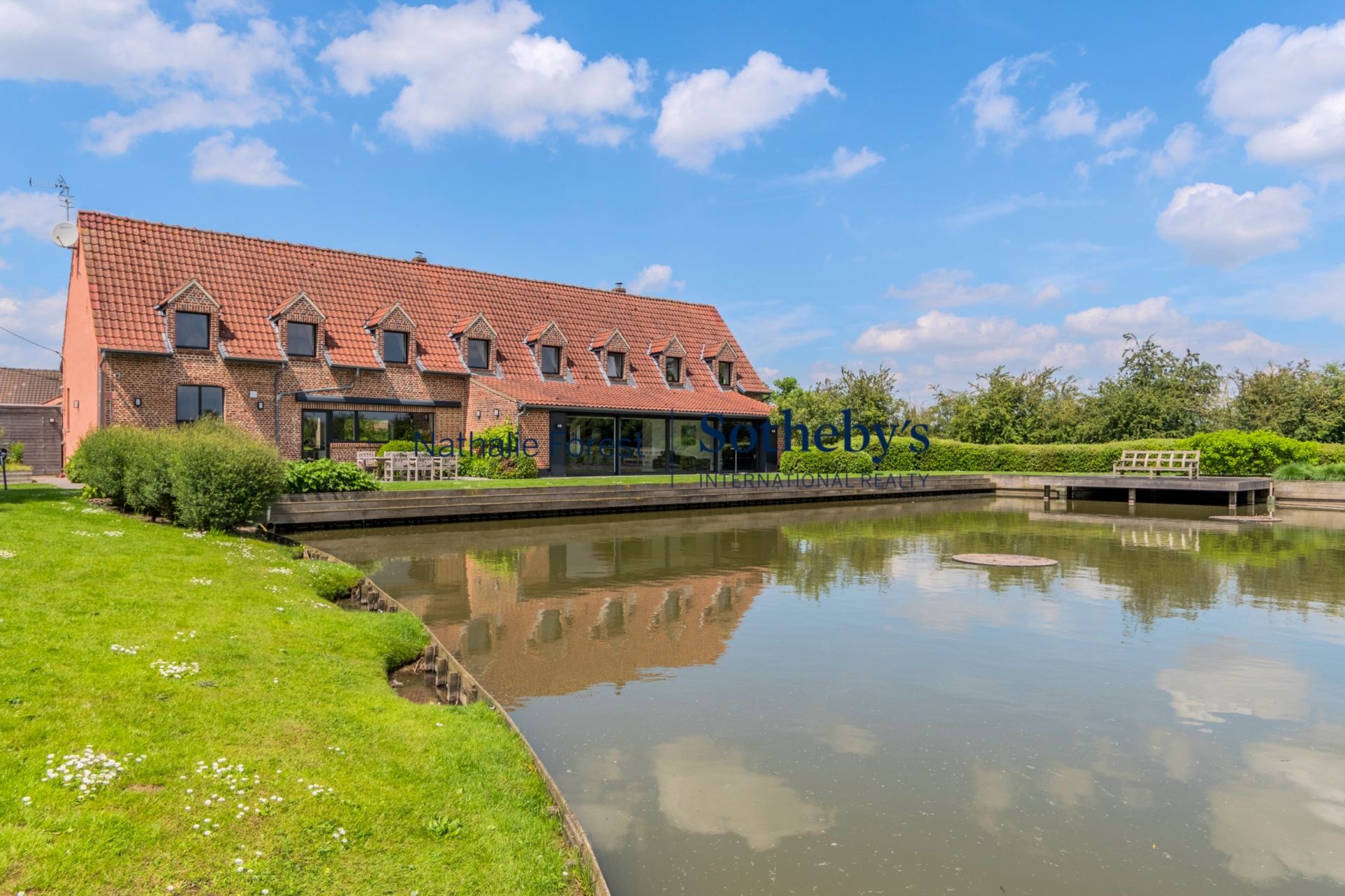 maison de luxe 13 Pièces en vente sur LINSELLES (59126)