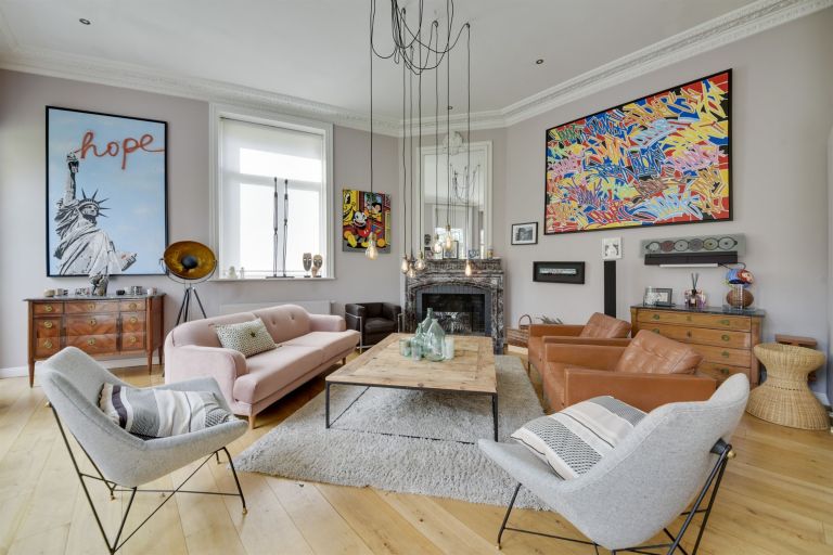 luxury apartment 7 Rooms for sale on LILLE (59800)