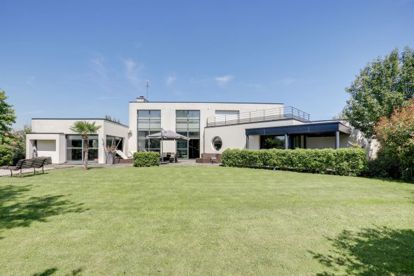 Vente Maison de luxe Lambersart 9 Pièces 339 m²