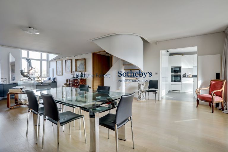luxury apartment 4 Rooms for sale on LILLE (59000)