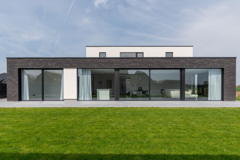 luxury house 7 Rooms for sale on DEULEMONT (59890)