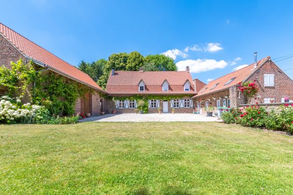 Vente Maison de luxe Quesnoy-sur-Deûle 8&nbsp;Pièces 310&nbsp;m²