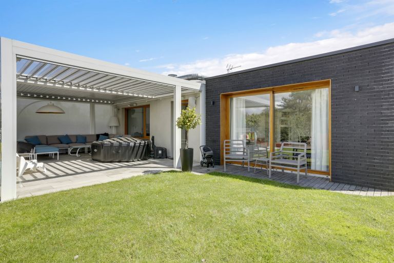 luxury apartment 4 Rooms for sale on WASQUEHAL (59290)