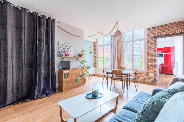 luxury apartment 2 Rooms for sale on LILLE (59000)