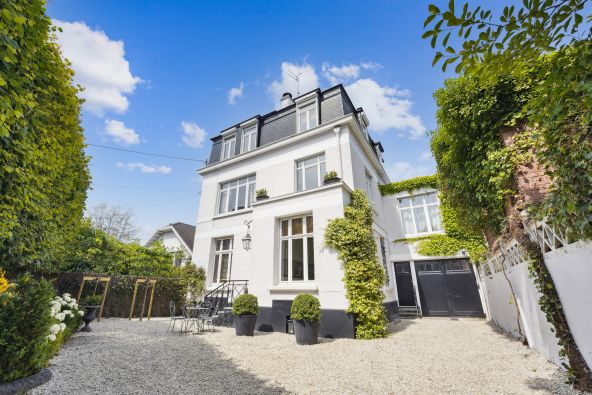 Vente Maison de luxe Marcq-en-Barœul 9 Pièces 244 m²