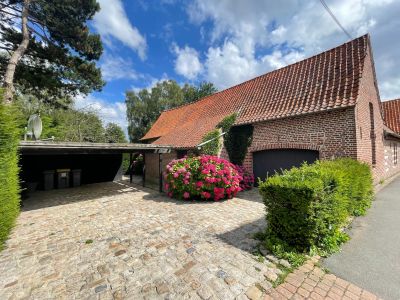 luxury house 9 Rooms for sale on SAILLY LEZ LANNOY (59390) Sale Luxury house Sailly-lez-Lannoy 9 Rooms 341 m²