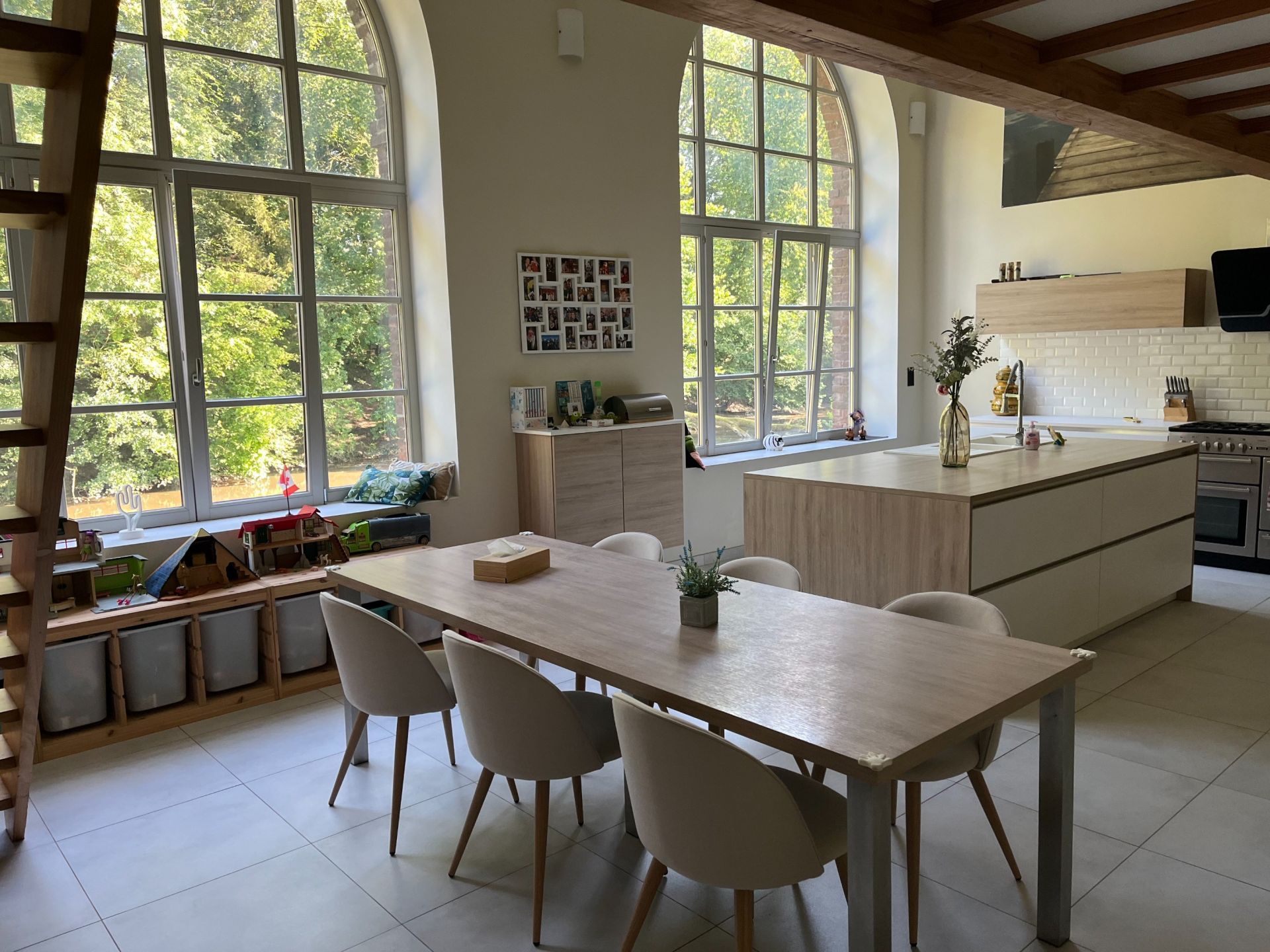 luxury house 14 Rooms for sale on VILLERS SIRE NICOLE (59600)