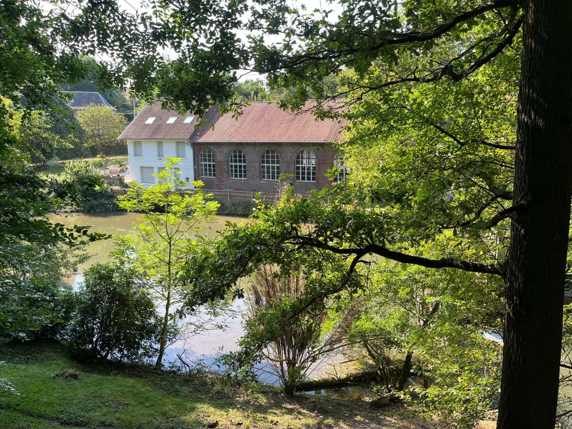 luxury house 14 Rooms for sale on VILLERS SIRE NICOLE (59600)