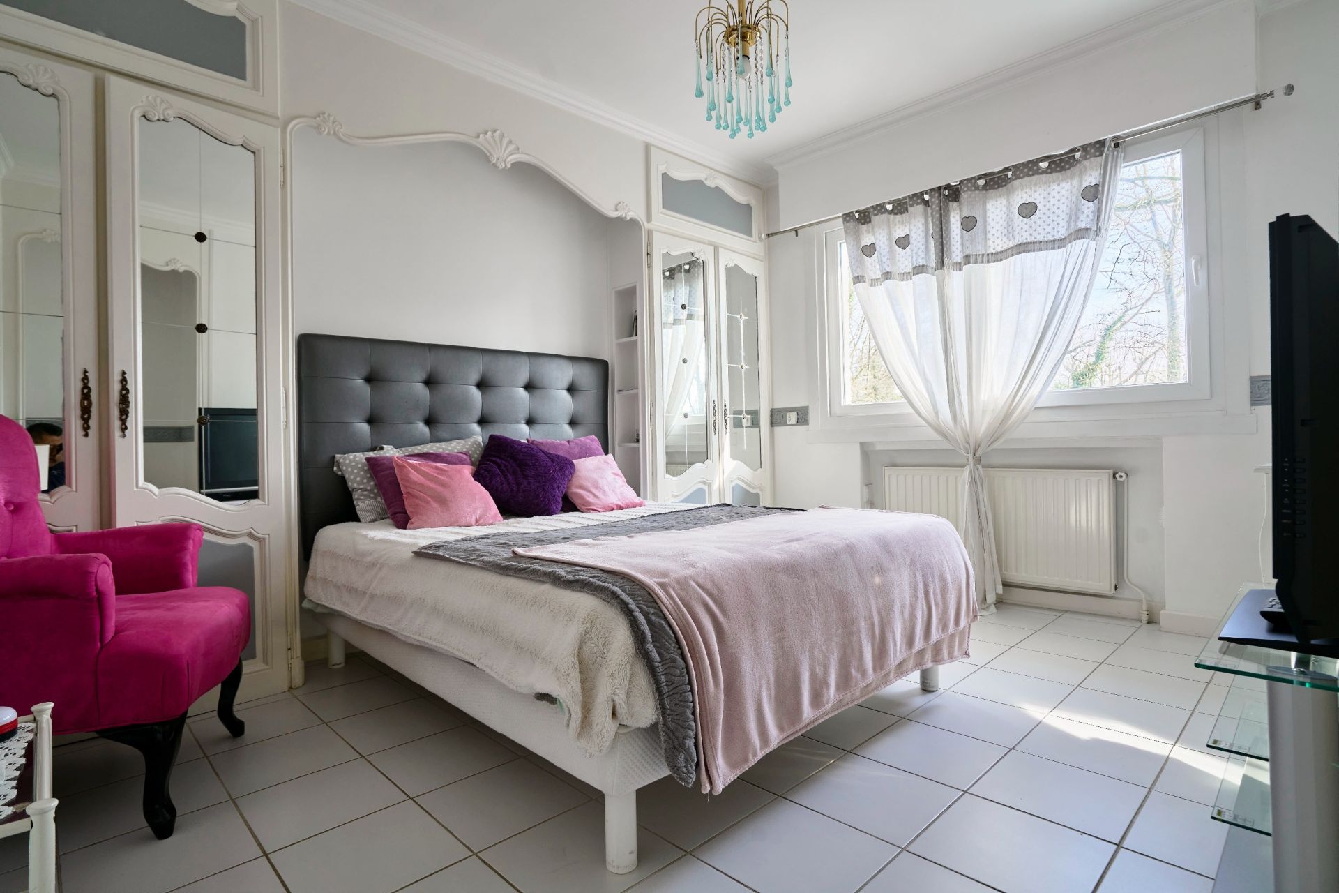 luxury house 12 Rooms for sale on WAHAGNIES (59261)