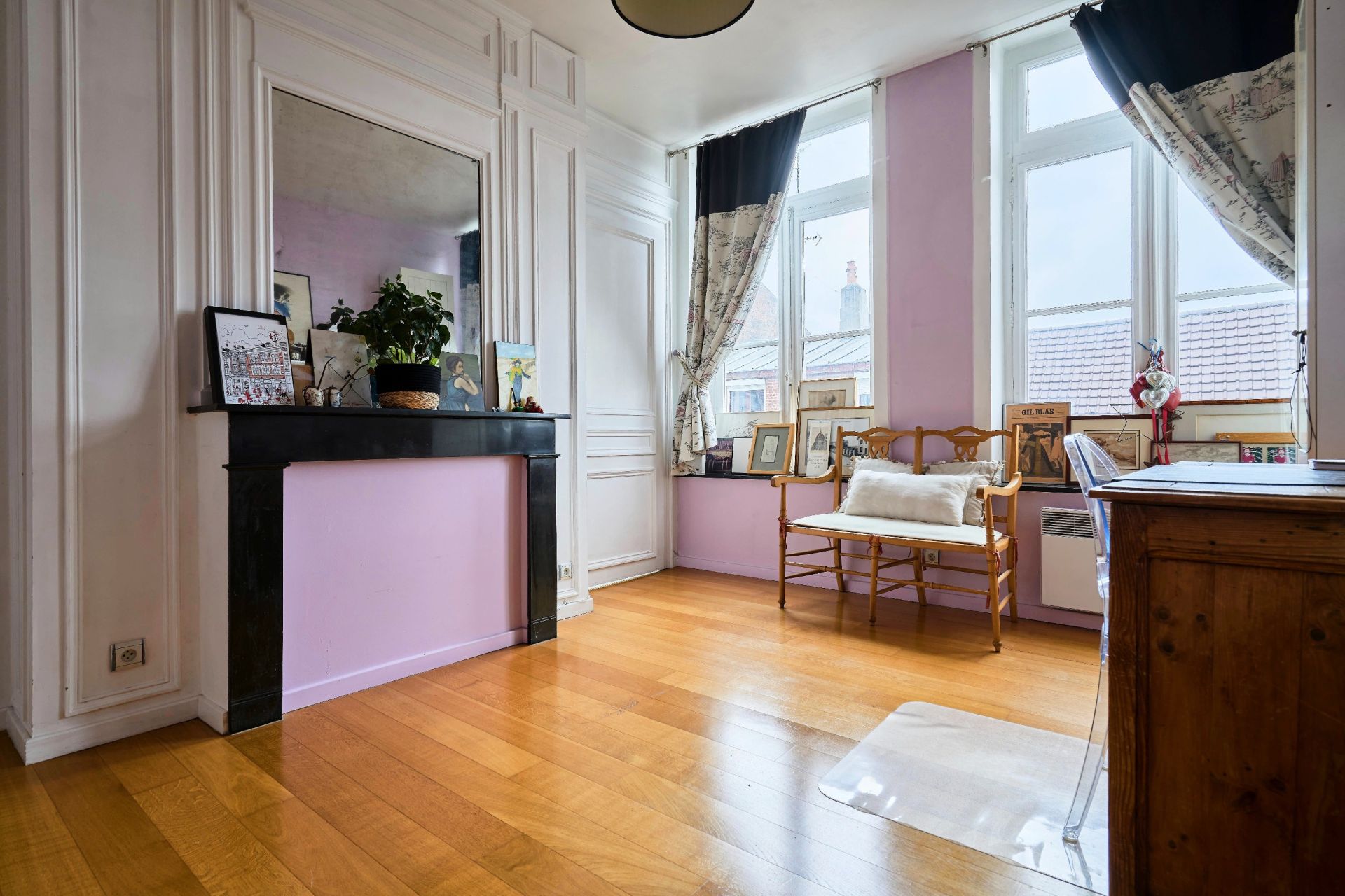 luxury apartment 7 Rooms for sale on LILLE (59000)