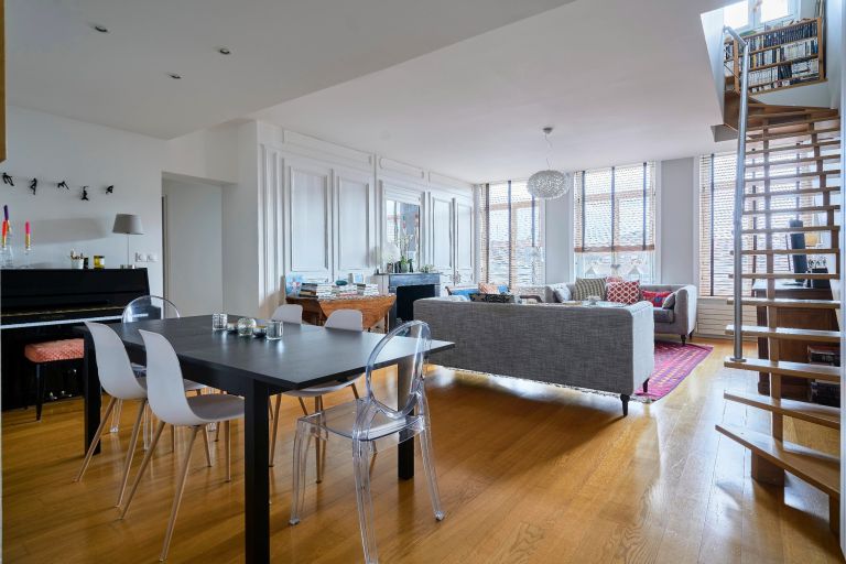 luxury apartment 7 Rooms for sale on LILLE (59000)