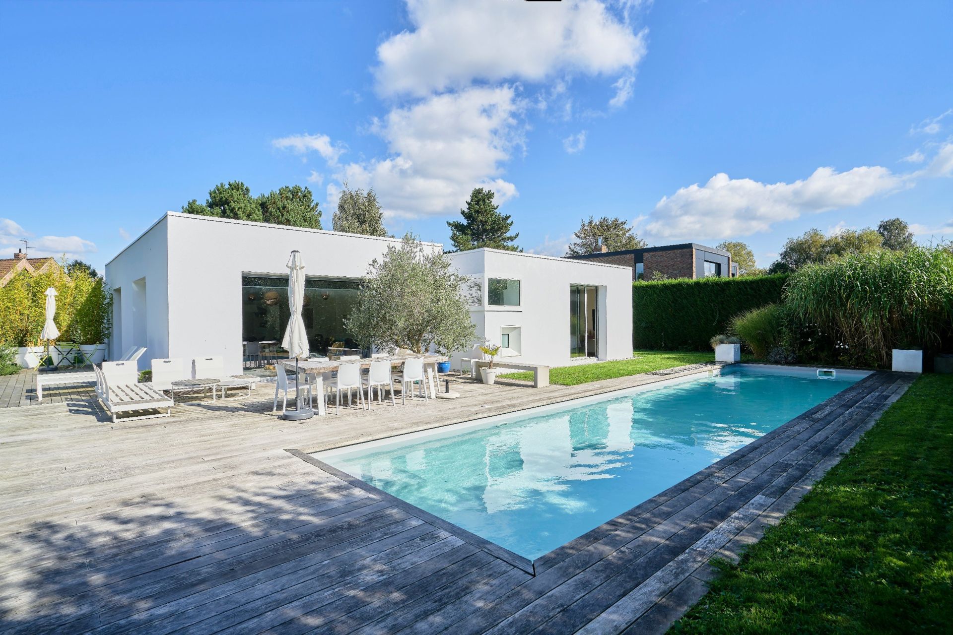 luxury house 5 Rooms for sale on WASQUEHAL (59290)