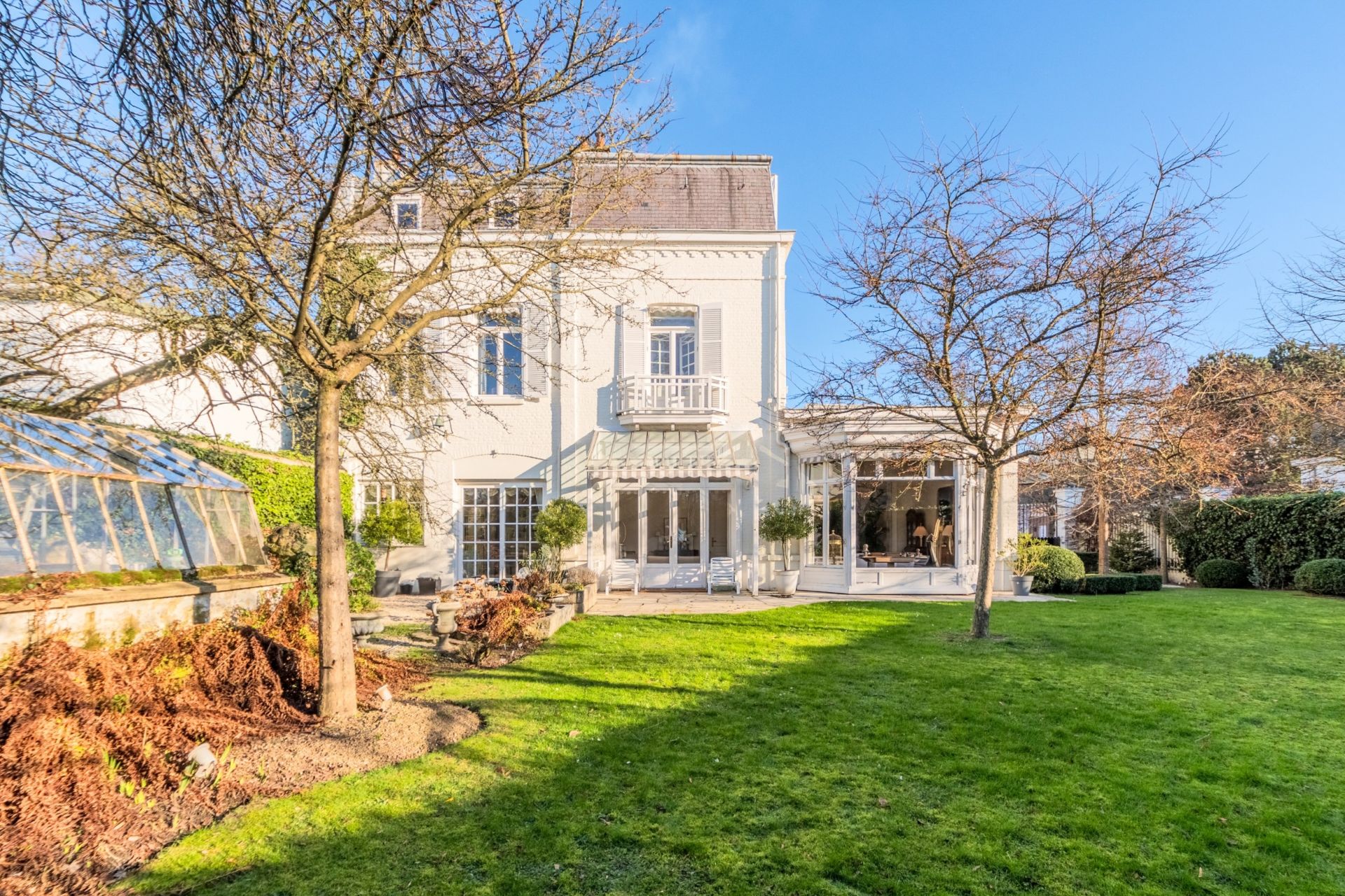 luxury house 5 Rooms for sale on LAMBERSART (59130)