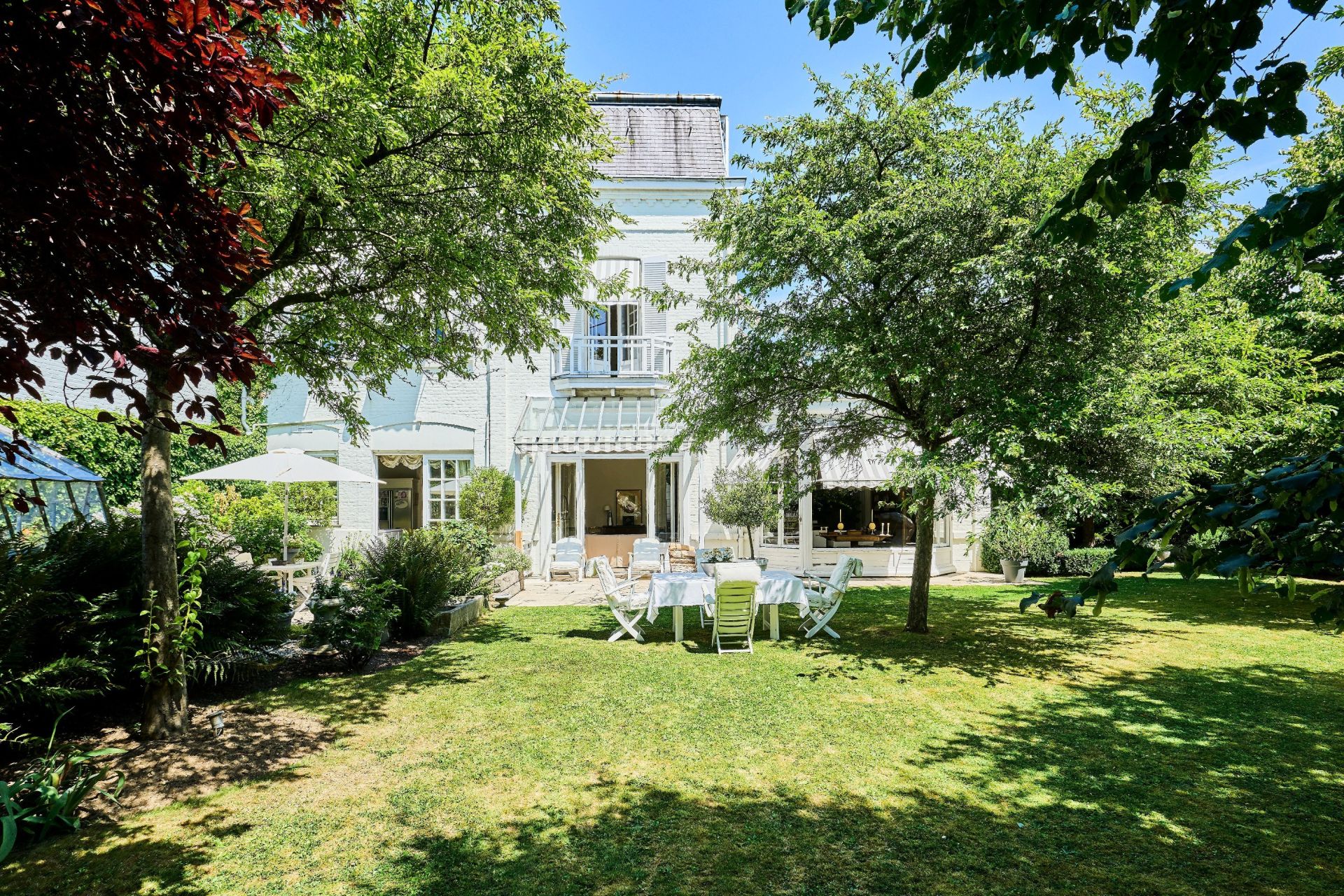 luxury house 5 Rooms for sale on LAMBERSART (59130)