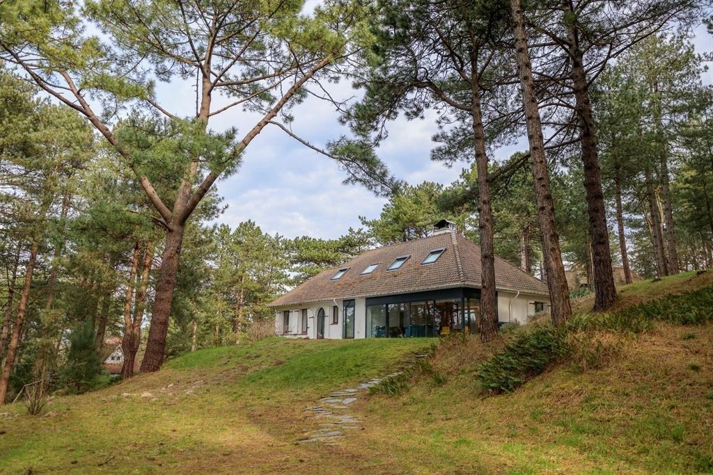 luxury house 7 Rooms for sale on HARDELOT PLAGE (62152)