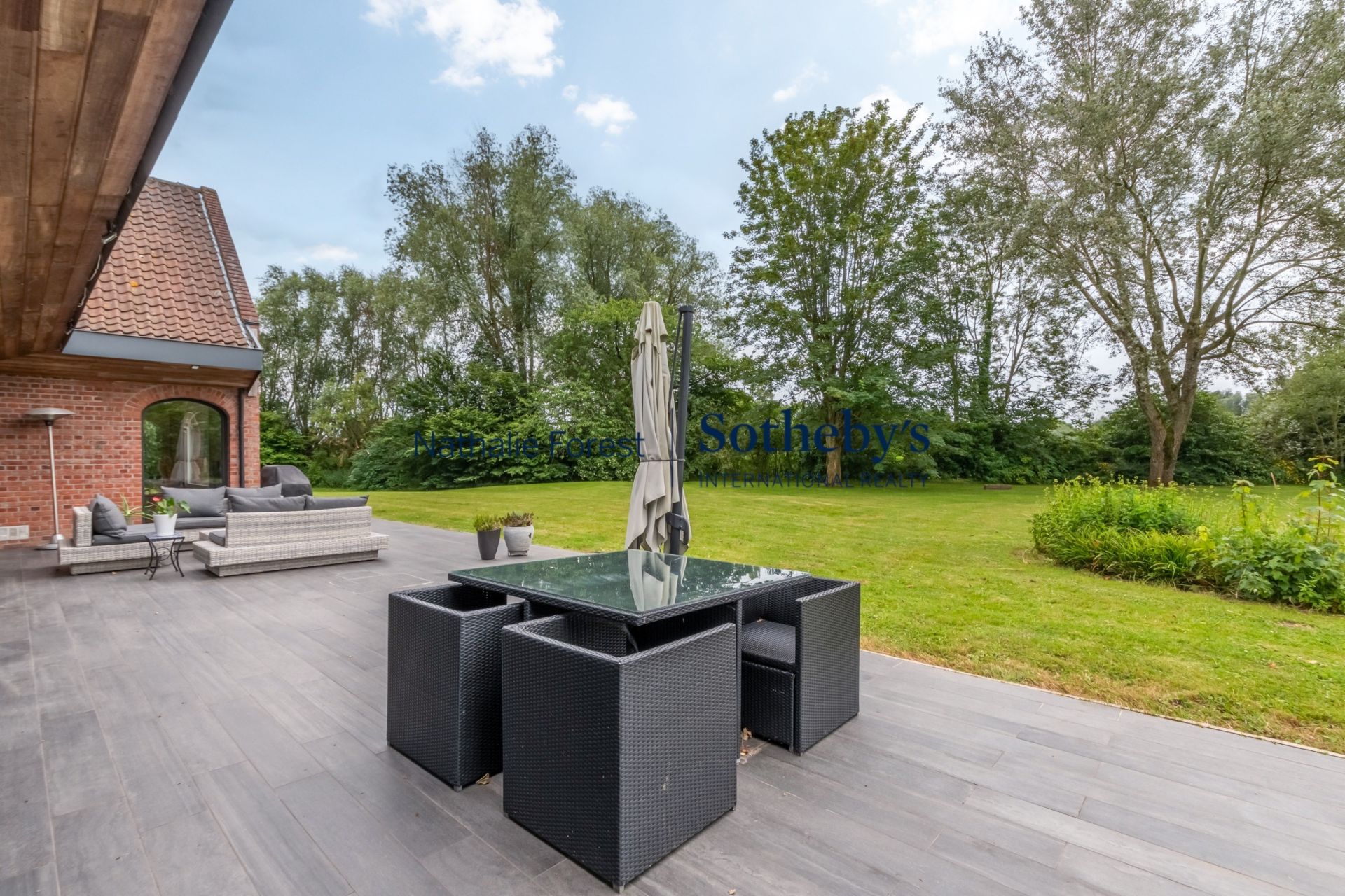 maison de luxe 10 Pièces en vente sur QUESNOY SUR DEULE (59890)