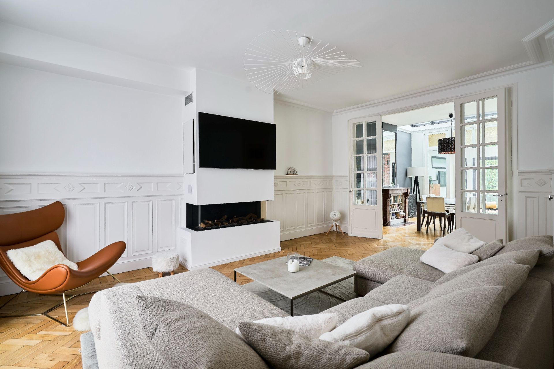 luxury house 8 Rooms for sale on MARCQ EN BAROEUL (59700)