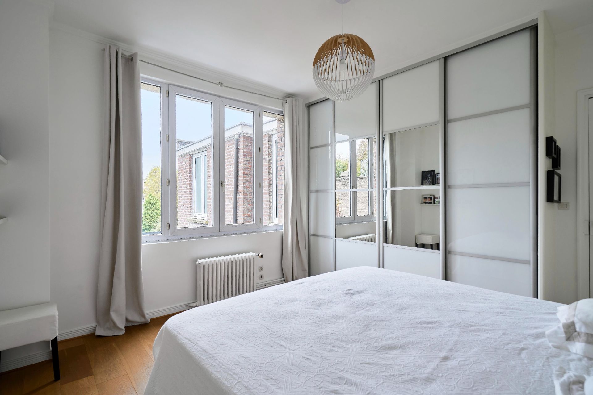 luxury house 8 Rooms for sale on MARCQ EN BAROEUL (59700)