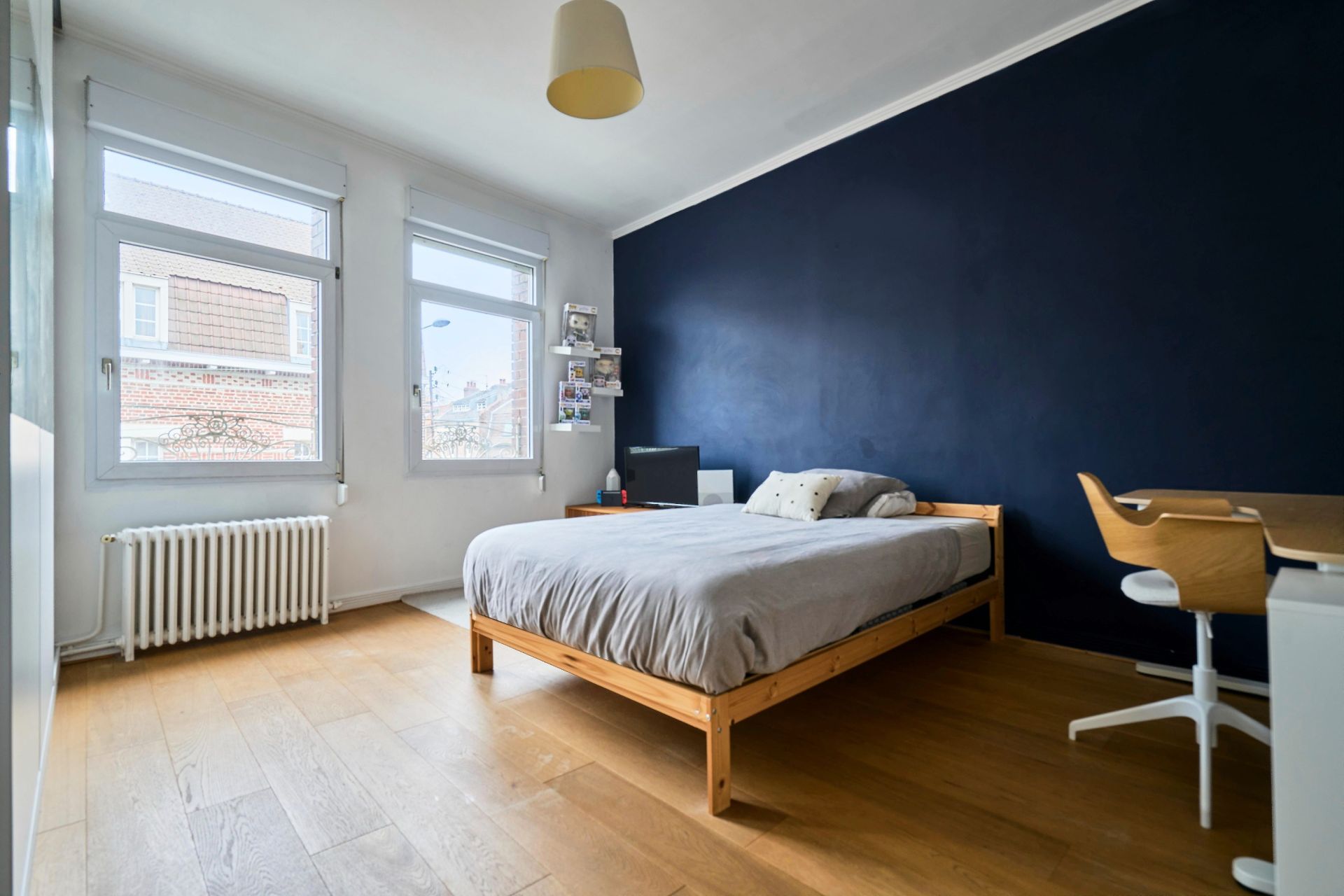 luxury house 8 Rooms for sale on MARCQ EN BAROEUL (59700)