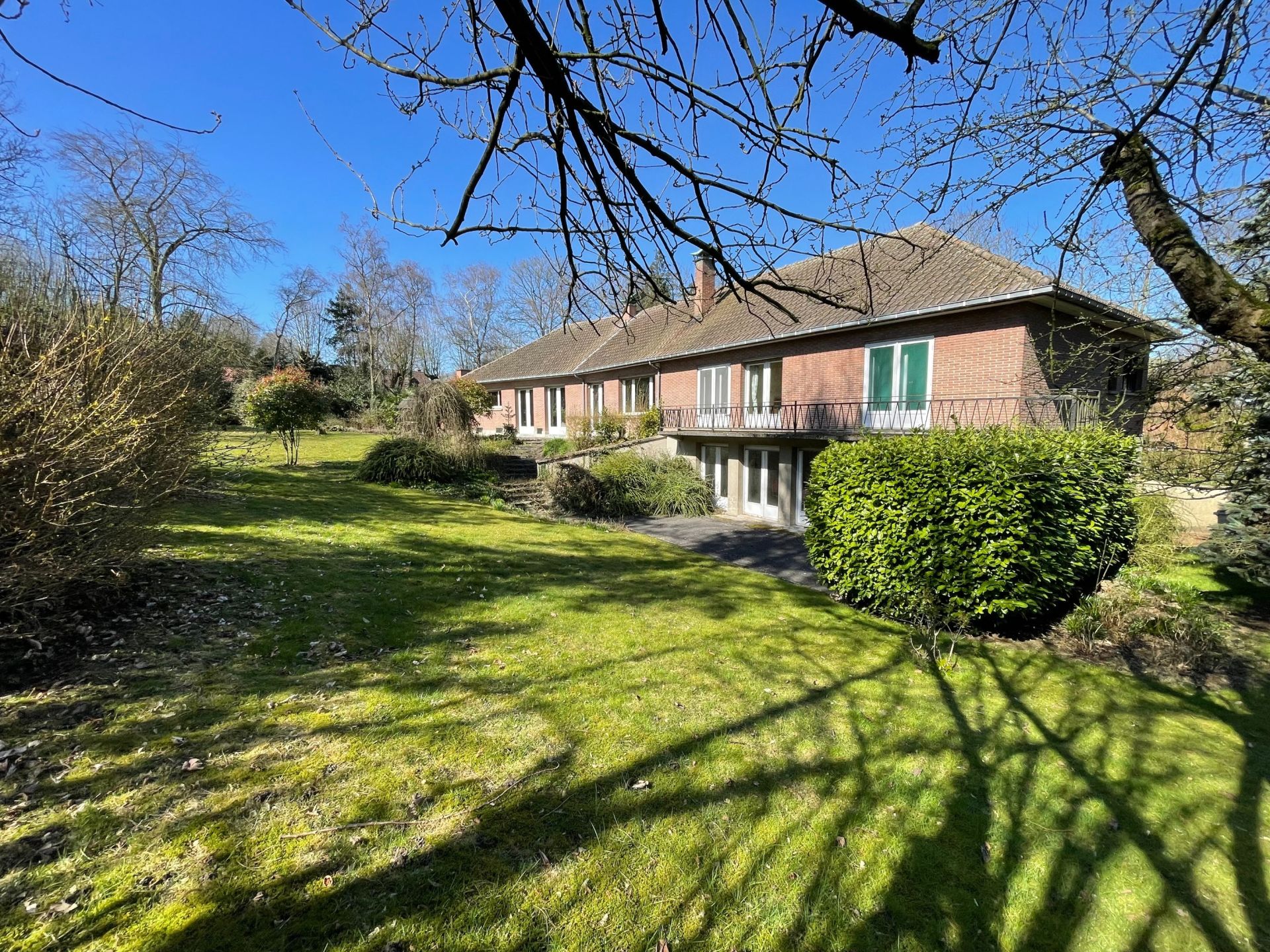 maison de luxe 14 Pièces en vente sur WERVICQ SUD (59117)