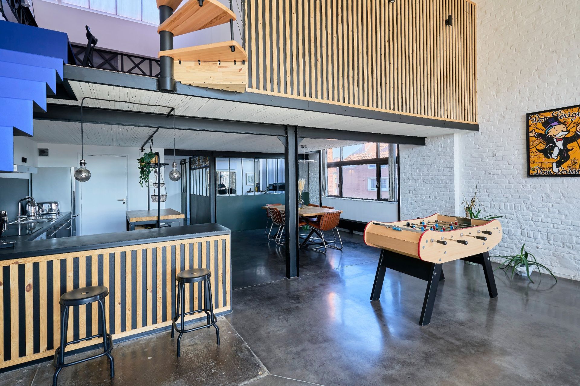 triplex 4 Rooms for sale on ROUBAIX (59100)