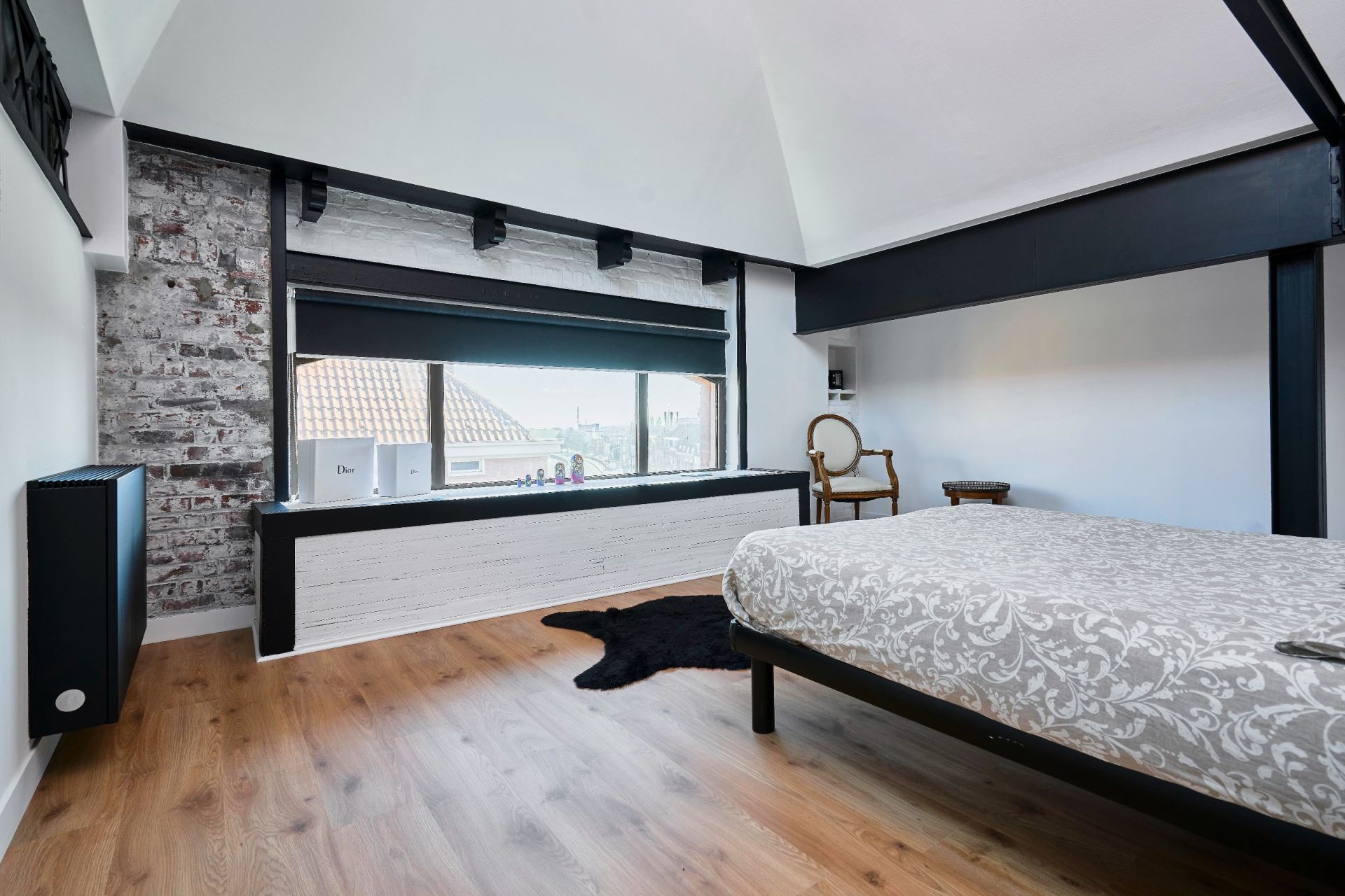 triplex 4 Rooms for sale on ROUBAIX (59100)