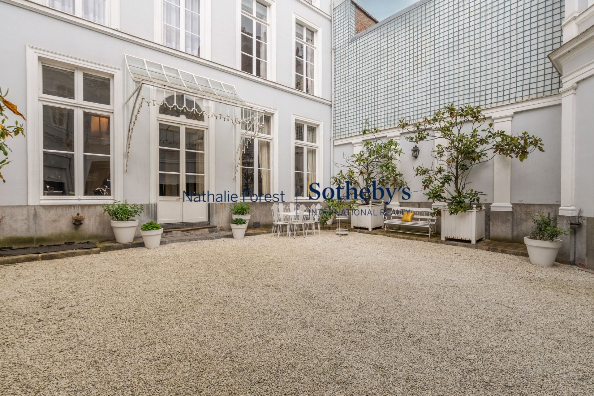 luxury house 16 Rooms for sale on LILLE (59000)