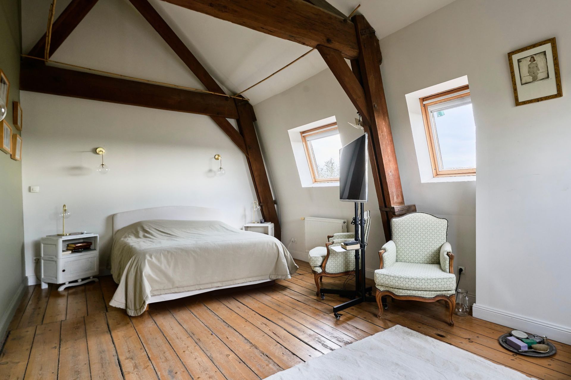 luxury house 10 Rooms for sale on LEERS (59115)