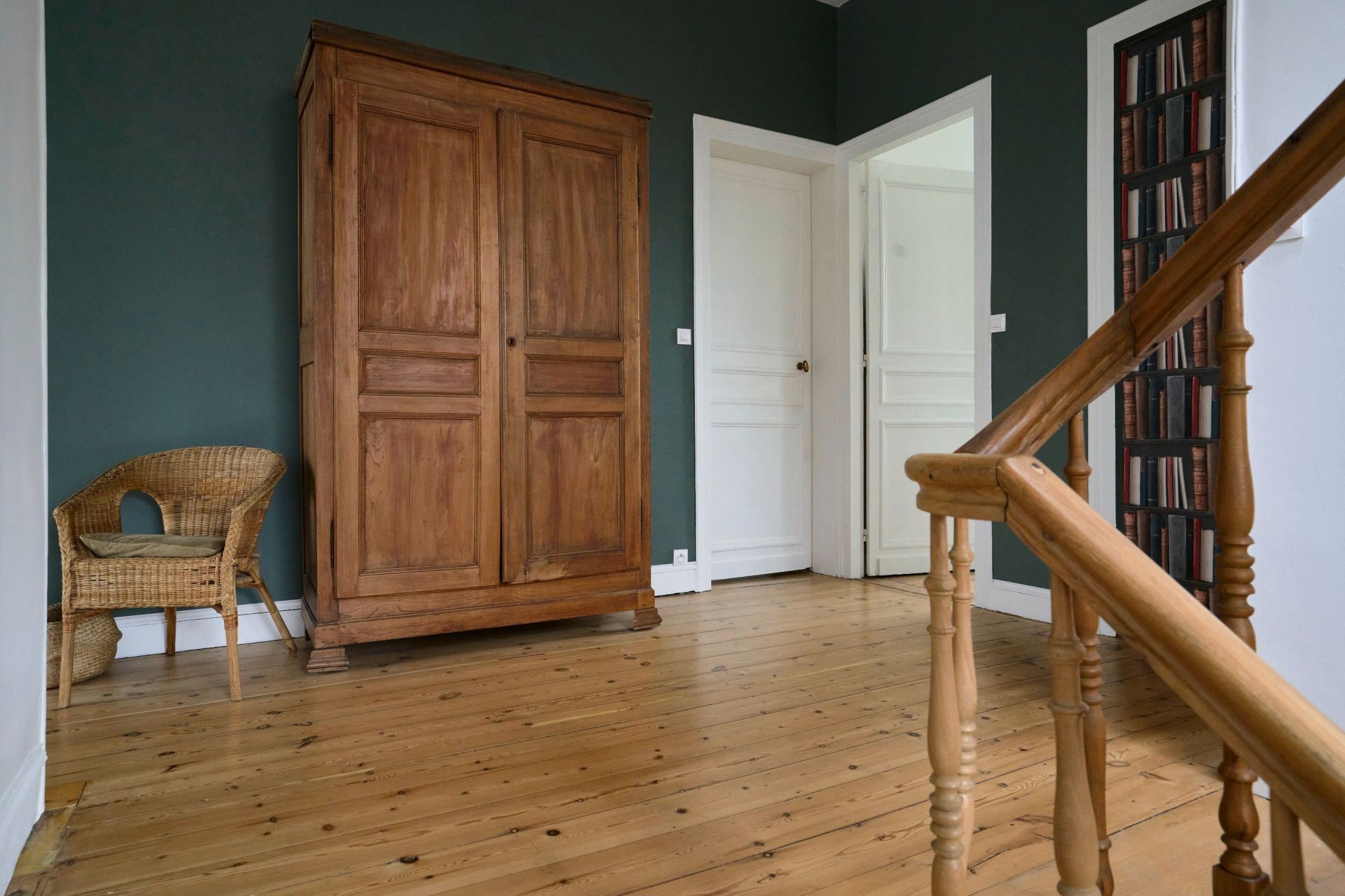 luxury house 10 Rooms for sale on LEERS (59115)