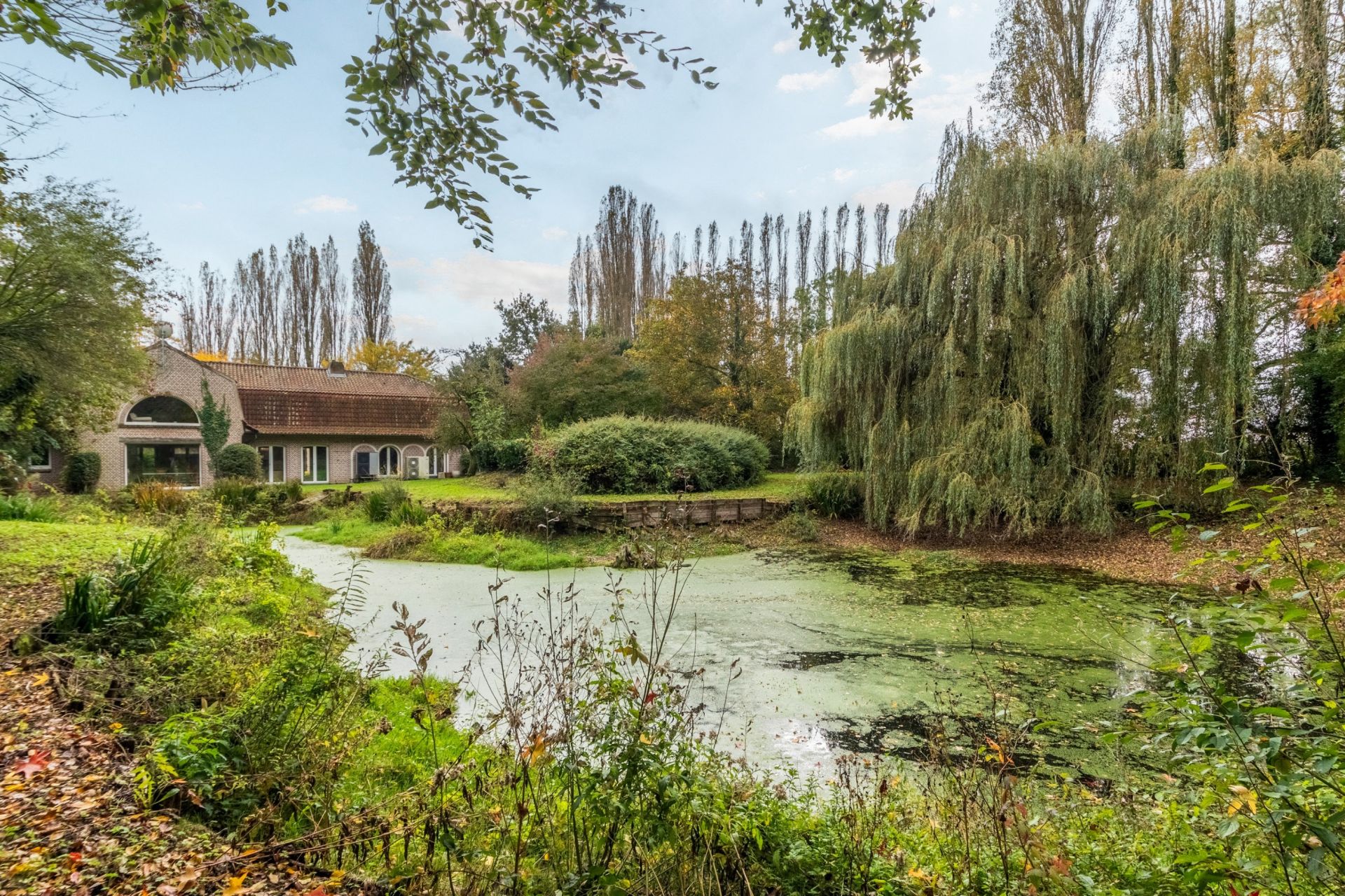 luxury house 17 Rooms for sale on BONDUES (59910)