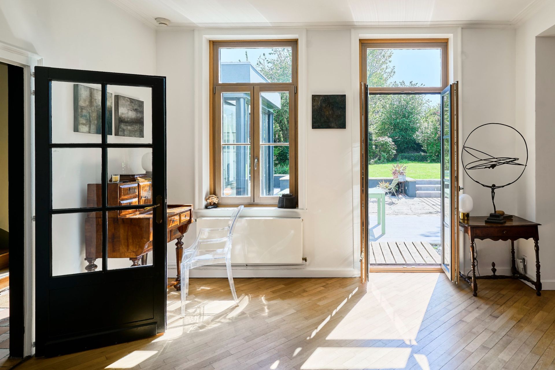 luxury house 8 Rooms for sale on WAMBRECHIES (59118)