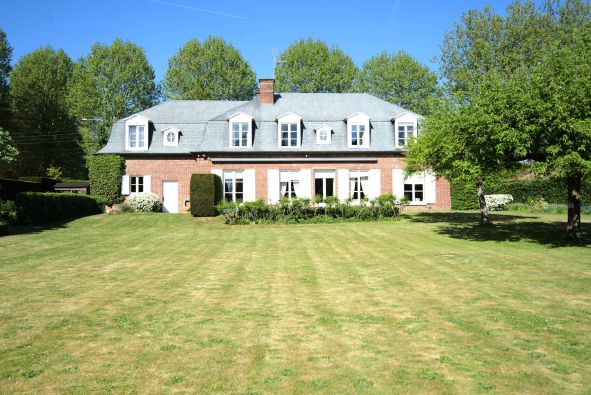 Sale Luxury house Croix 9 Rooms 250 m²