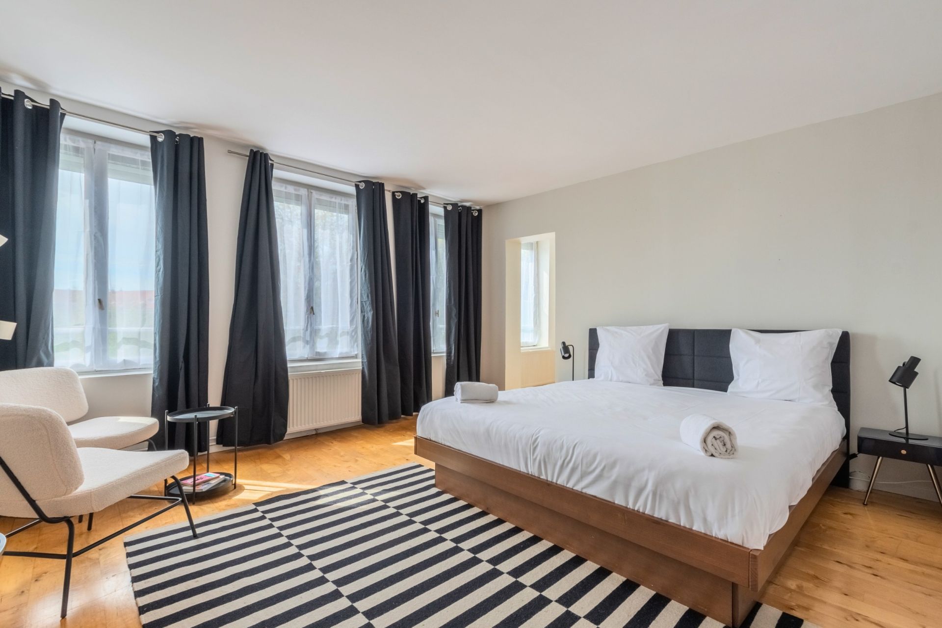 luxury apartment 5 Rooms for sale on LILLE (59000)