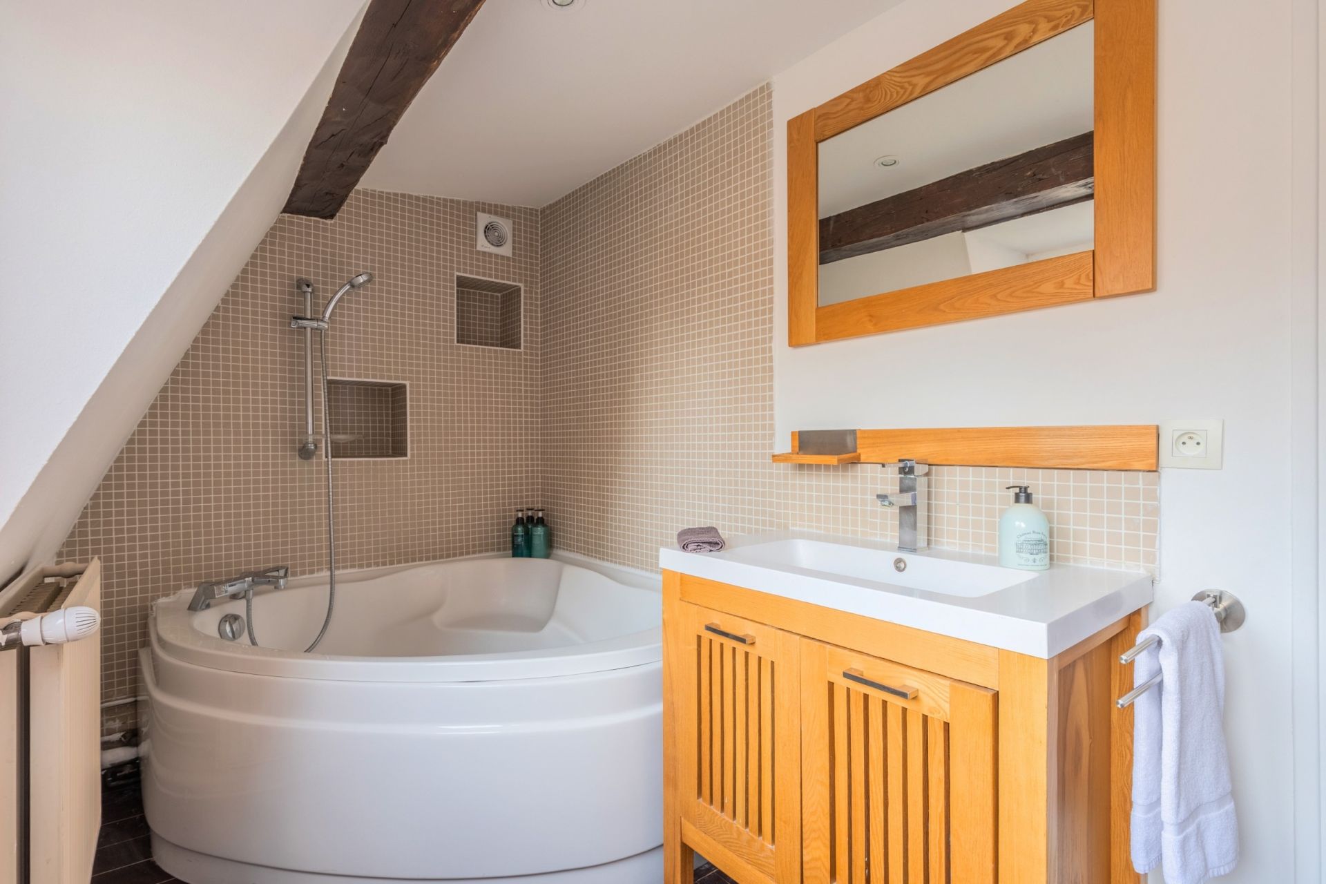 luxury apartment 5 Rooms for sale on LILLE (59000)