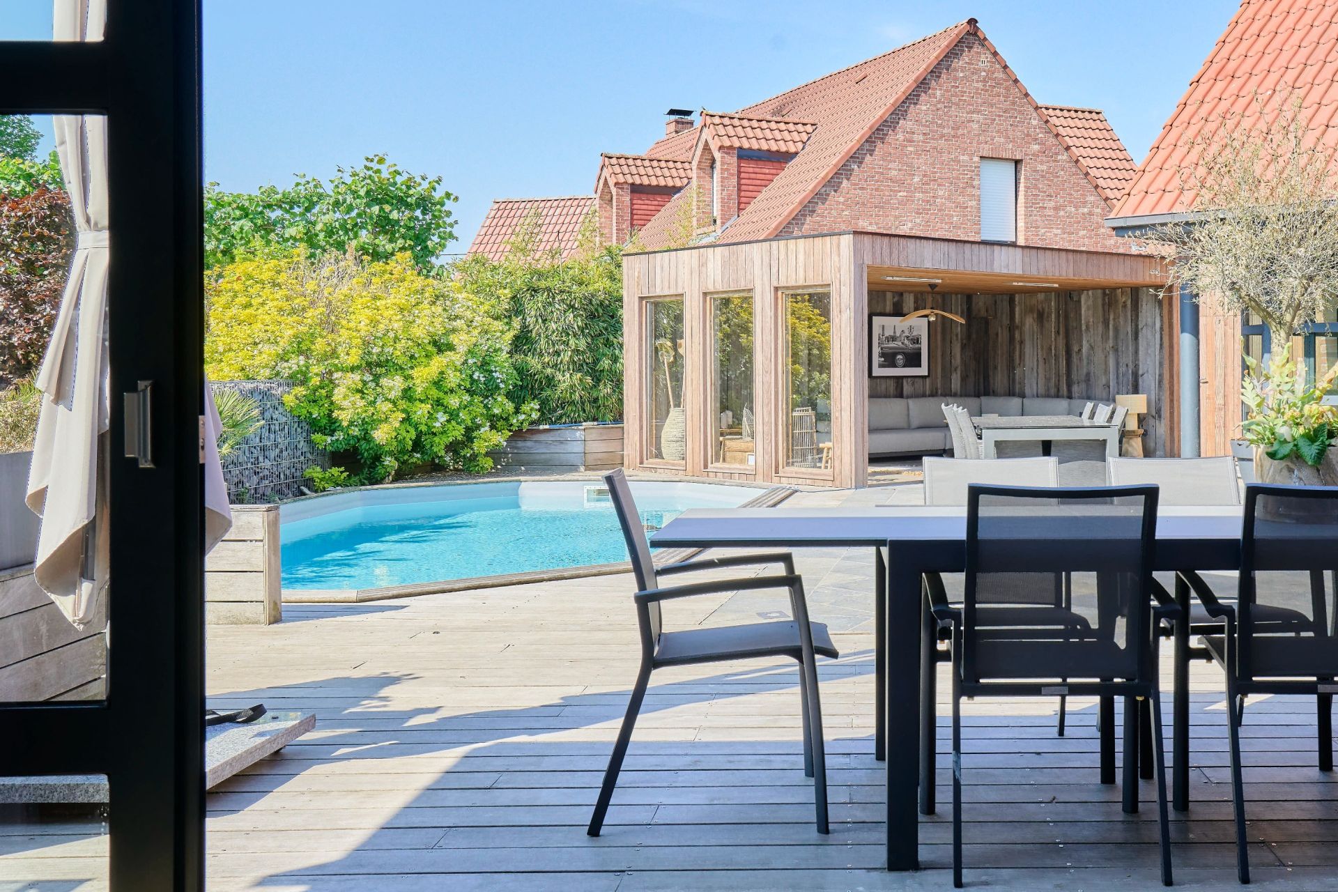 luxury house 16 Rooms for sale on AUBERS (59249)