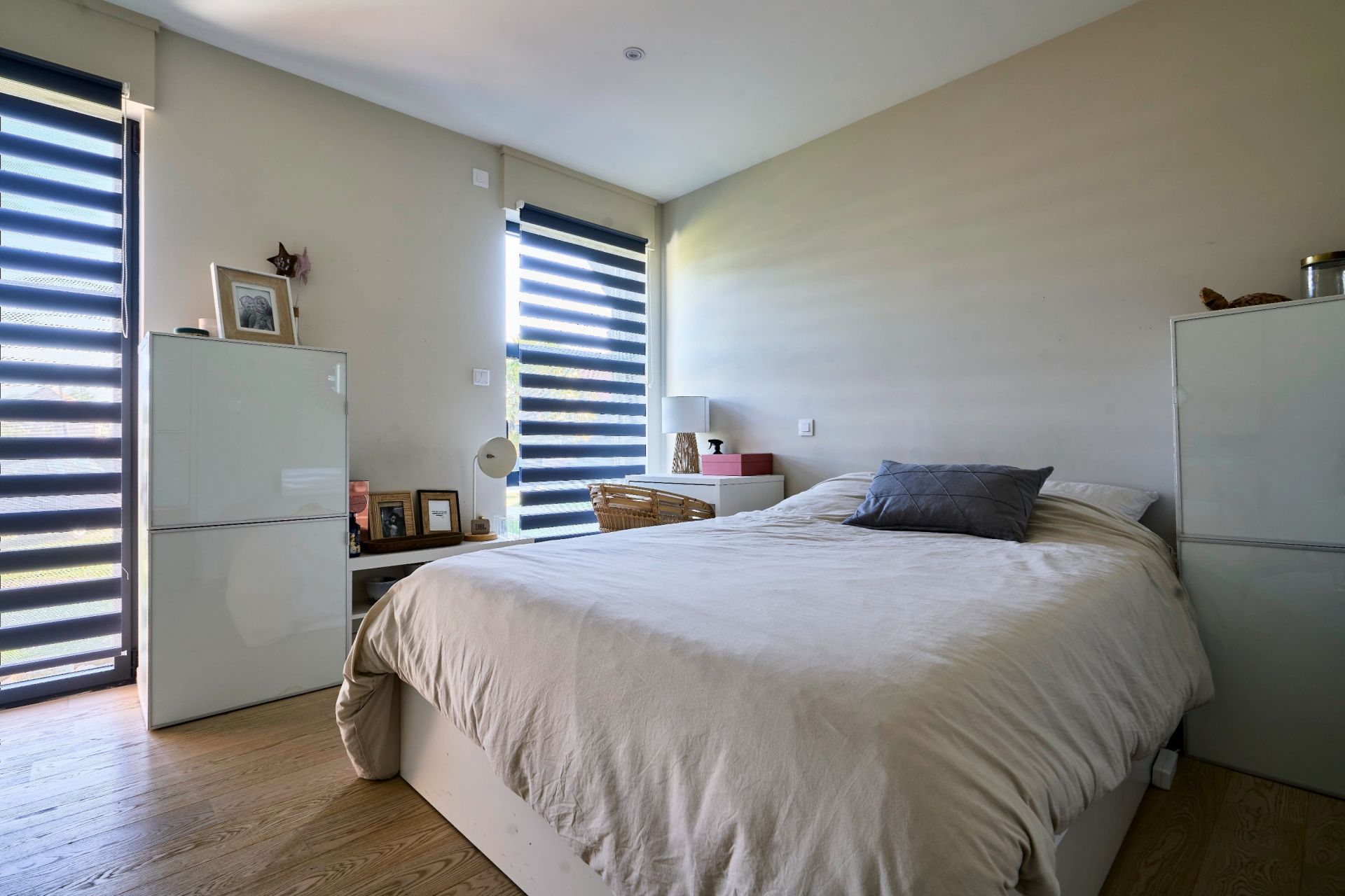 luxury house 16 Rooms for sale on AUBERS (59249)