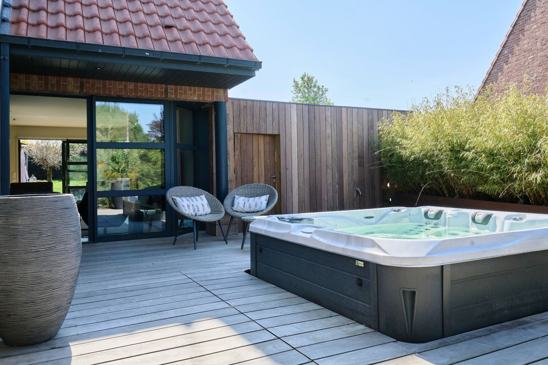 luxury house 16 Rooms for sale on AUBERS (59249)