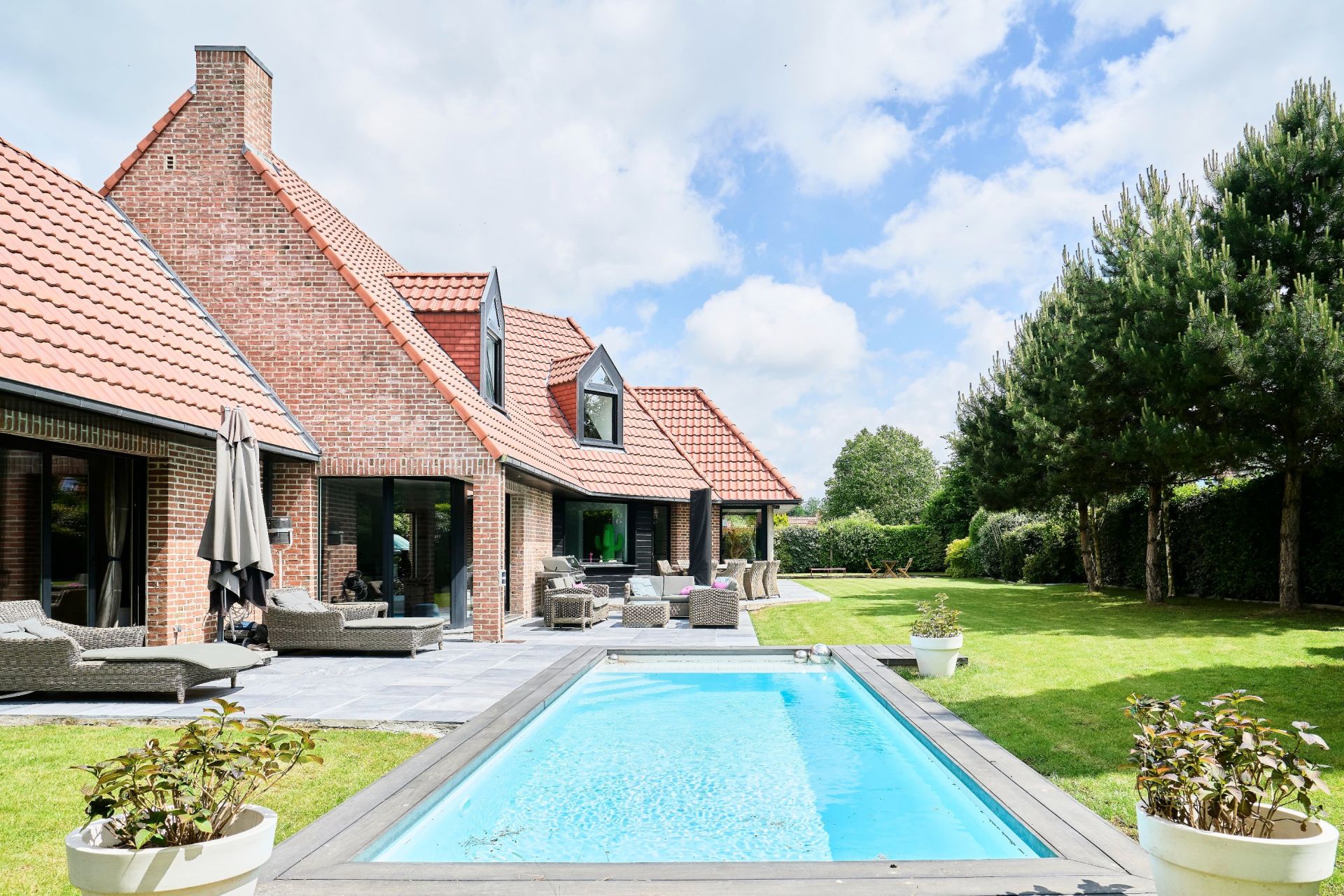 maison de luxe 11 Pièces en vente sur CAMPHIN EN PEVELE (59780)