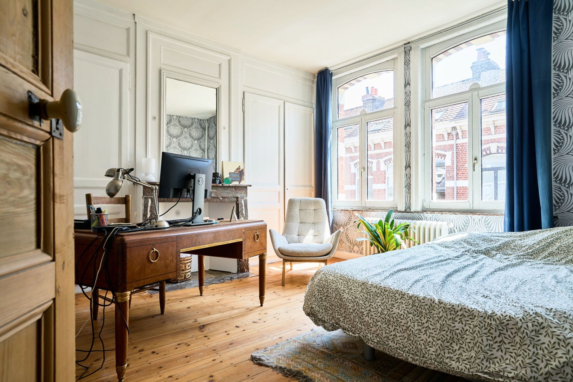 luxury house 8 Rooms for sale on LILLE (59000)