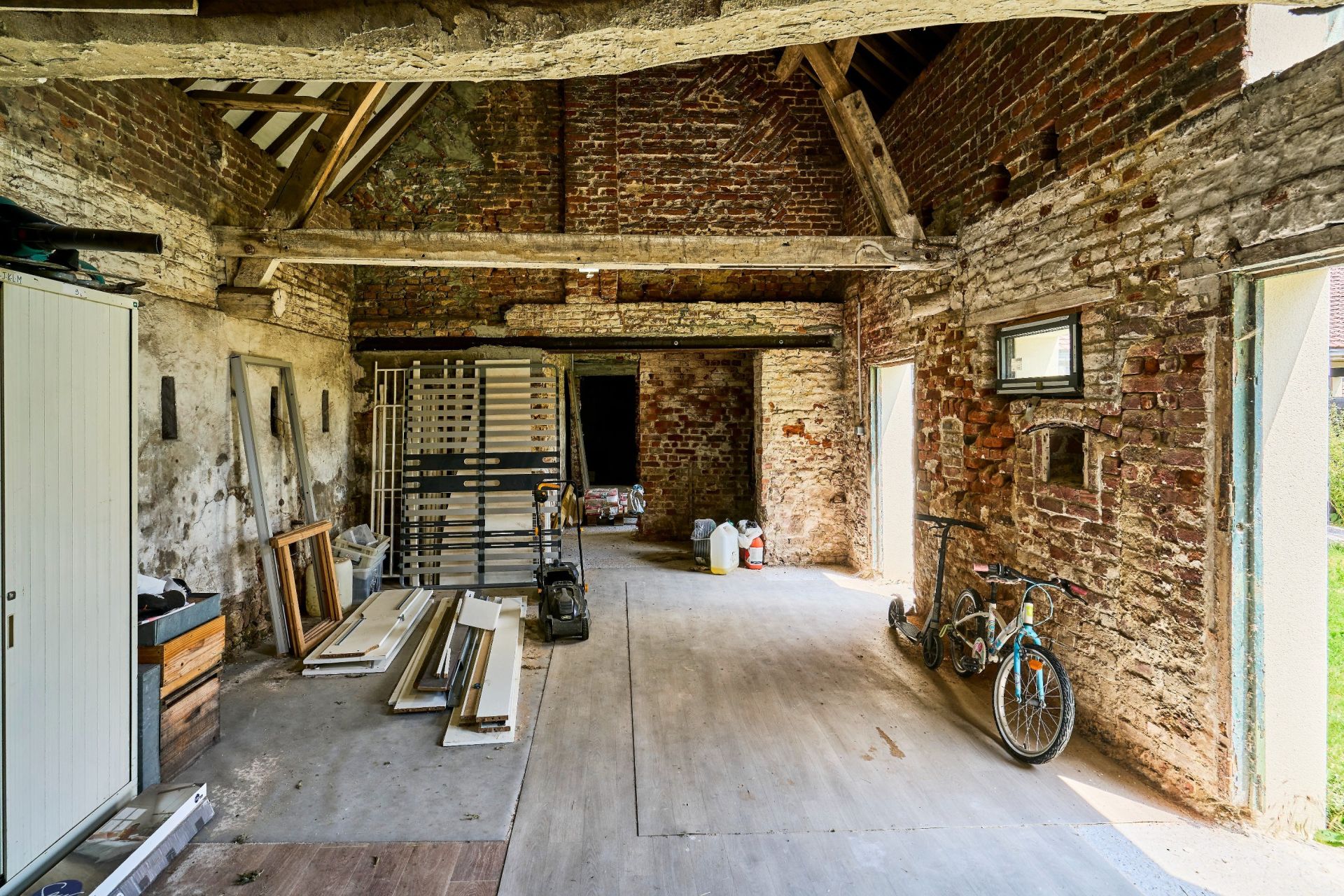 luxury house 15 Rooms for sale on ORCHIES (59310)