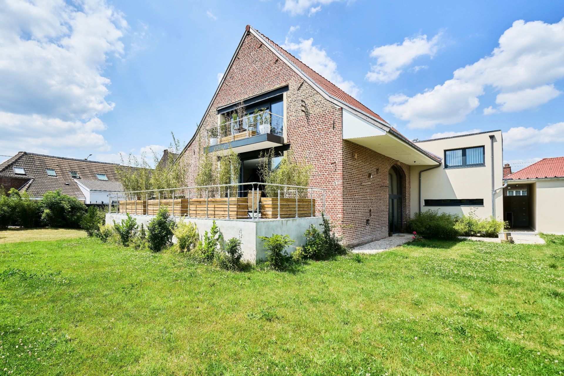 luxury house 15 Rooms for sale on ORCHIES (59310)