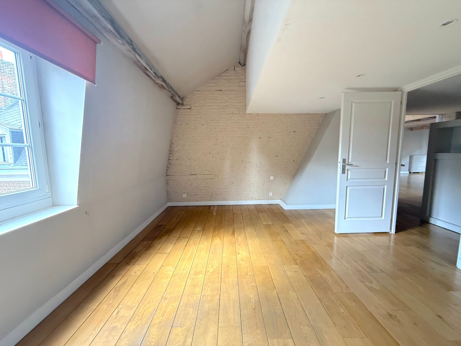 luxury duplex 6 Rooms for rent on LILLE (59000)