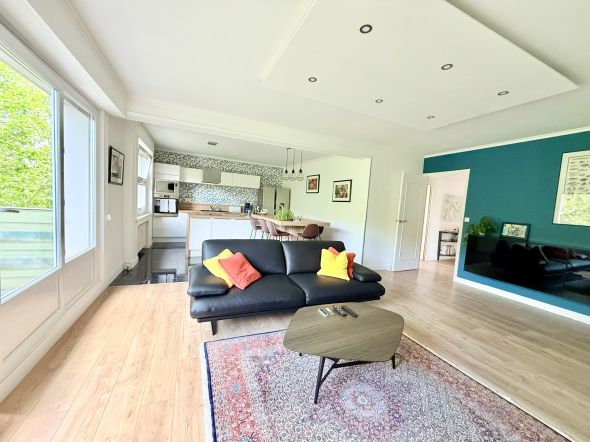 Sale Luxury apartment Lille 3 Rooms 82 m²