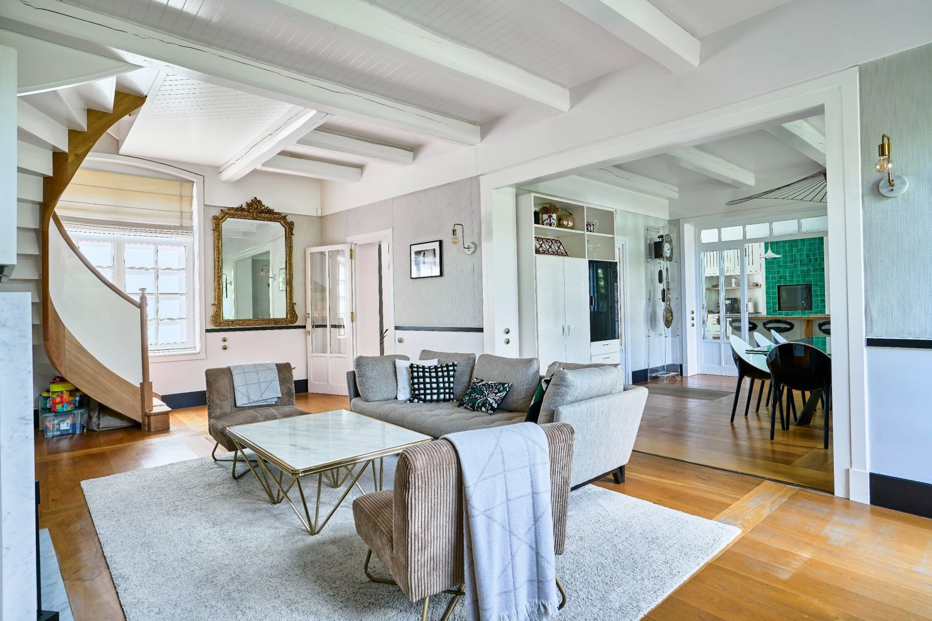 luxury house 8 Rooms for sale on LILLE (59000)