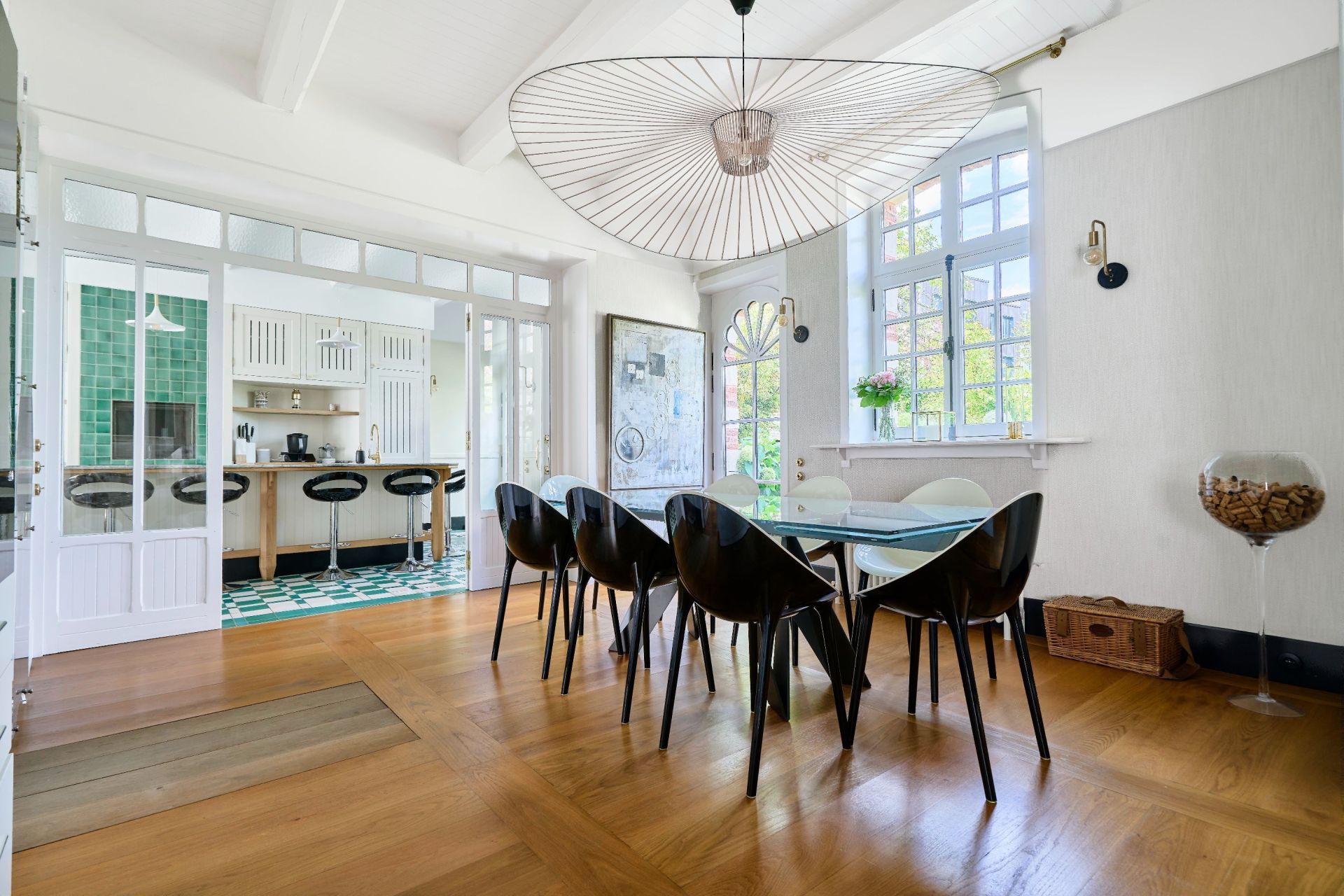 luxury house 8 Rooms for sale on LILLE (59000)