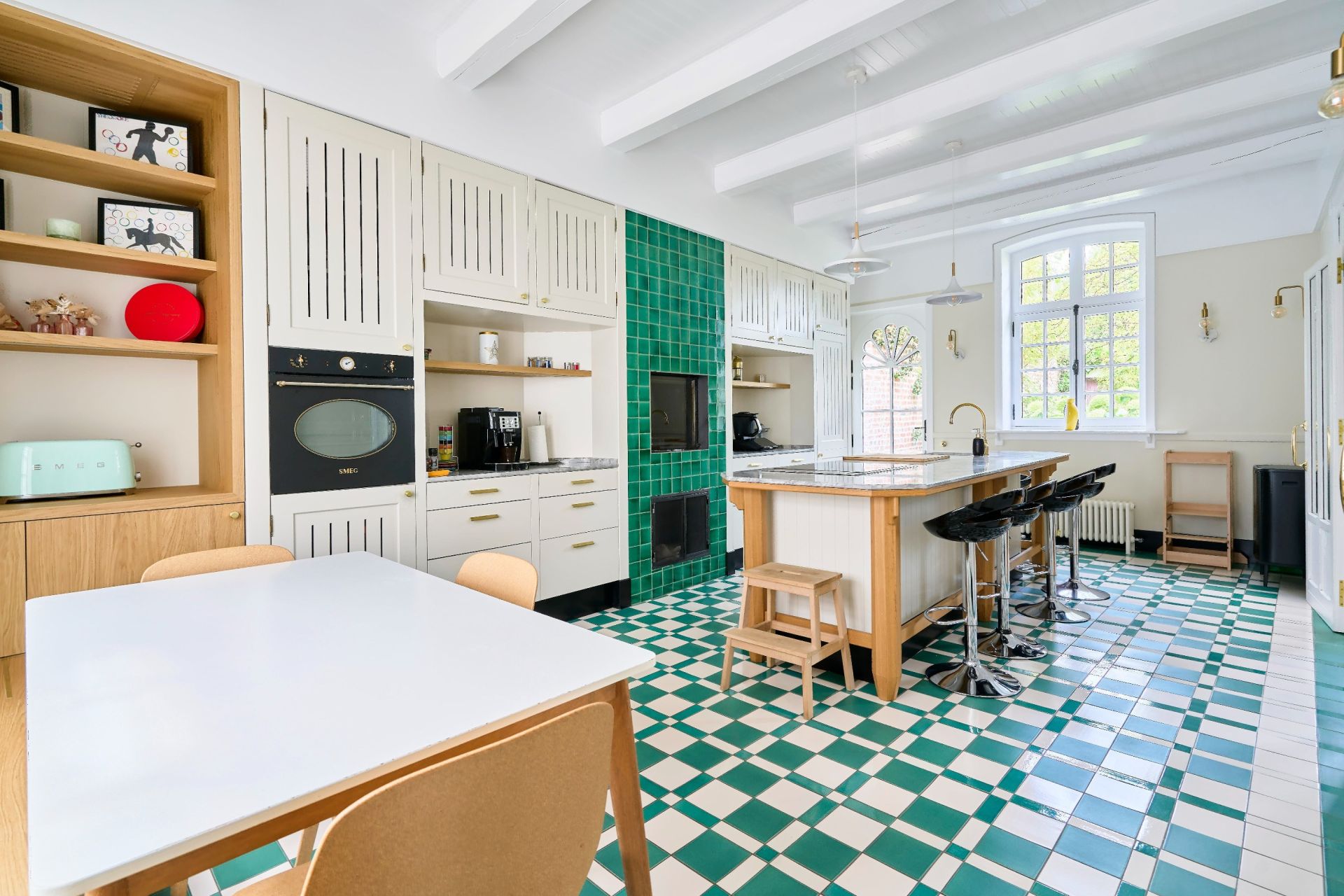 luxury house 8 Rooms for sale on LILLE (59000)