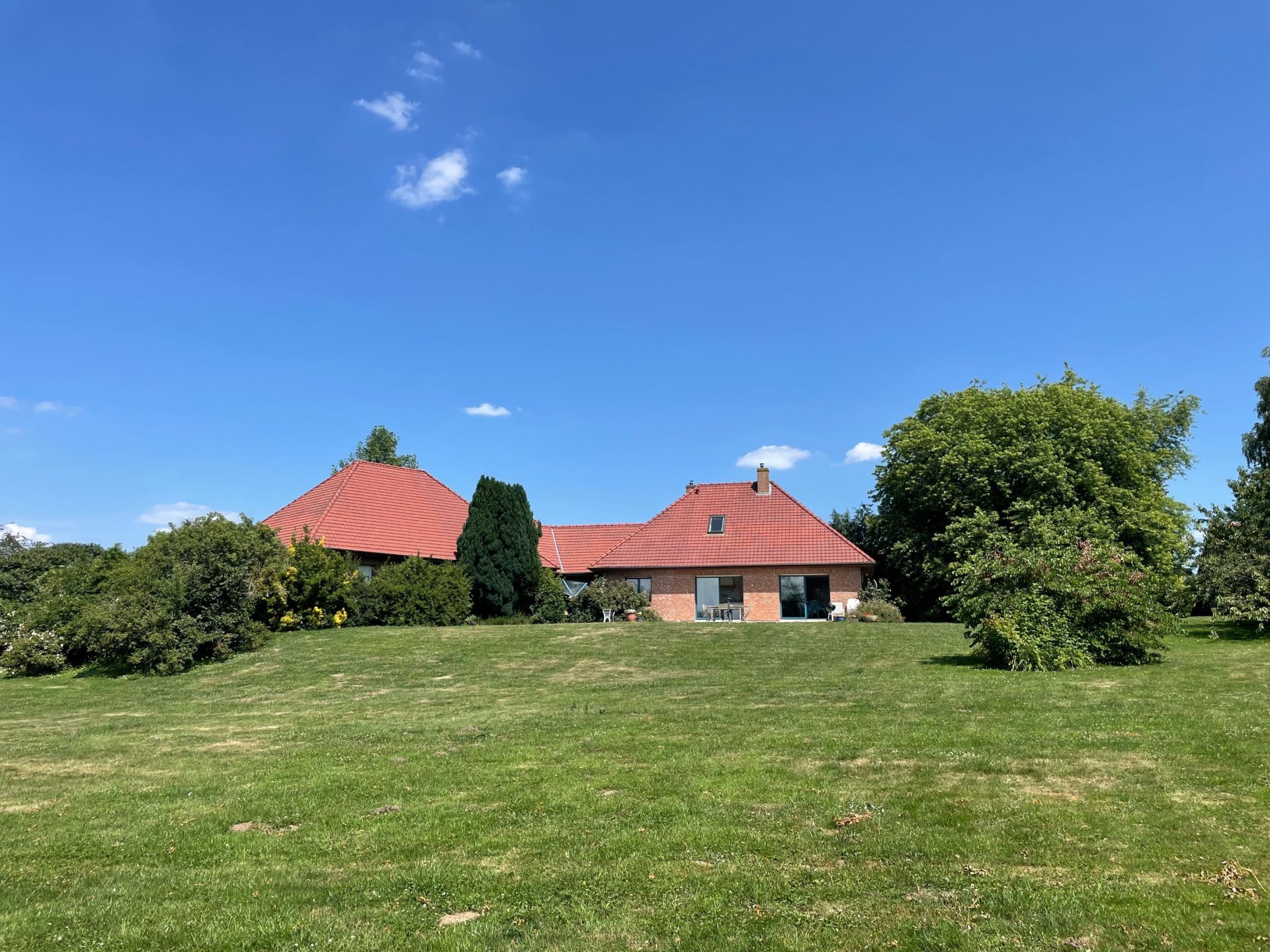 luxury house 11 Rooms for sale on LEWARDE (59287)