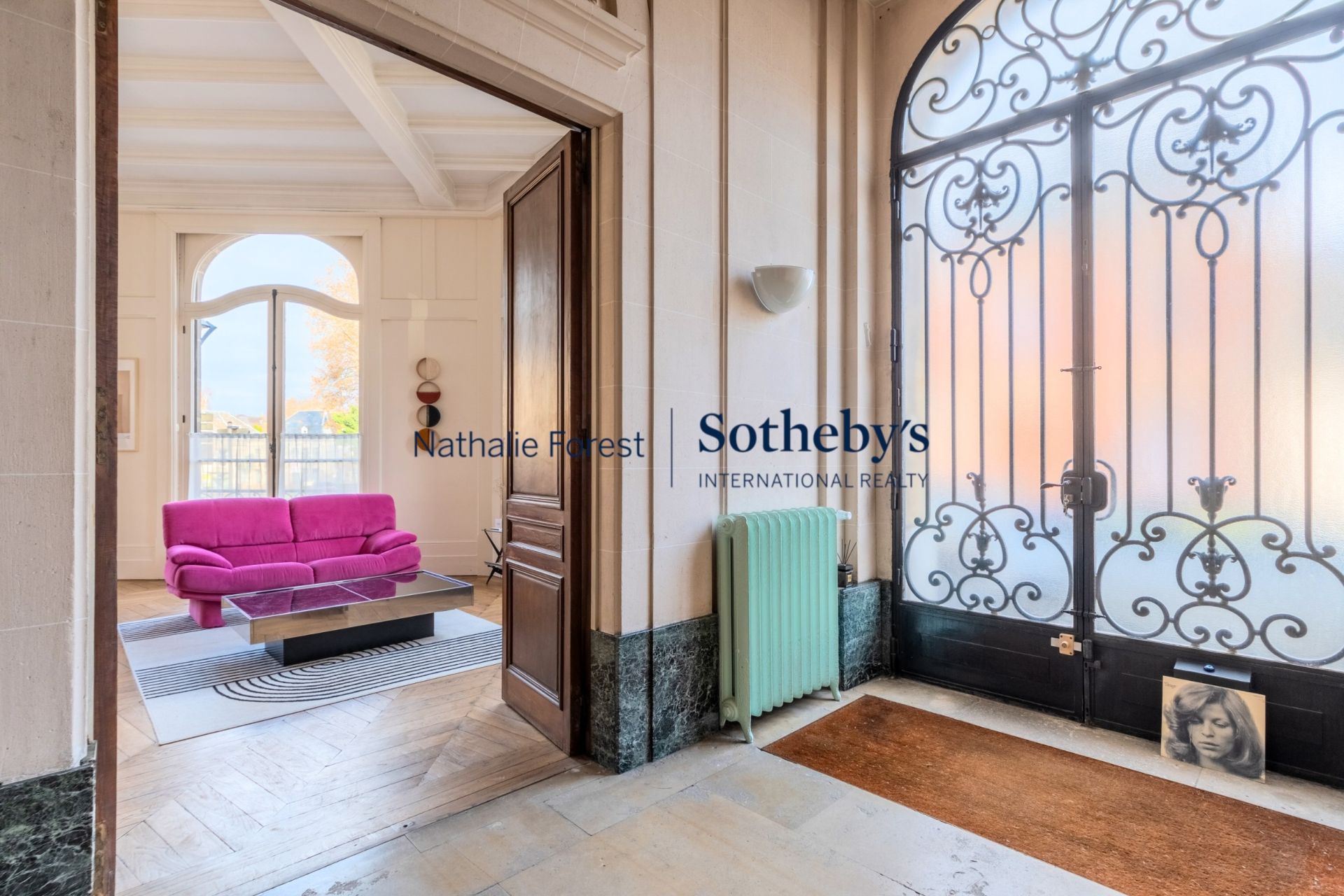 luxury house 10 Rooms for sale on ARRAS (62000)